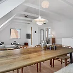 3 Bedroom Stunning In *