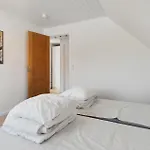 Apartment 3 Bedroom Stunning In Hasle
