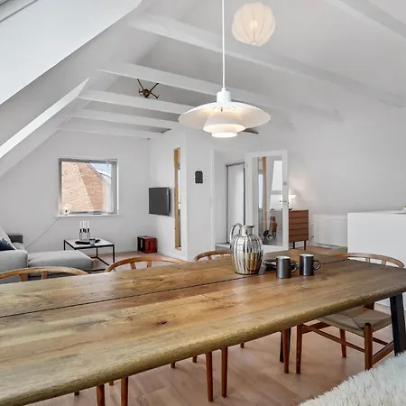 3 Bedroom Stunning In *